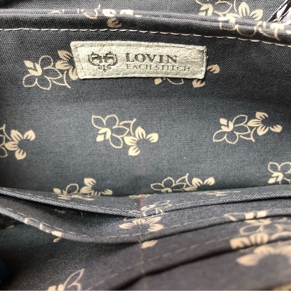 NWT Lovin' Each Stitch Zebra Cloth Wallet - Picture 6 of 6